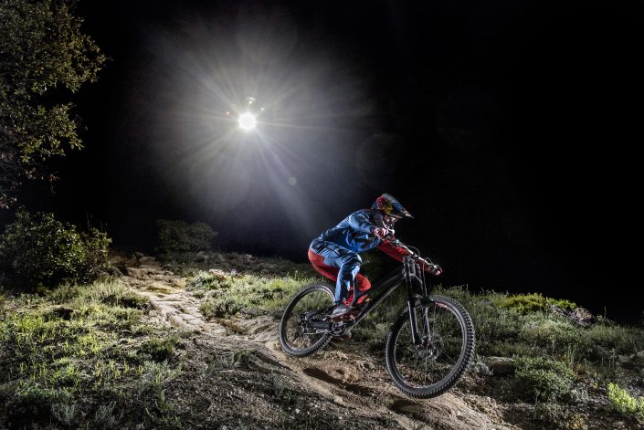 Loic Bruni – Action – Hadrien Picard Drone Eclairant